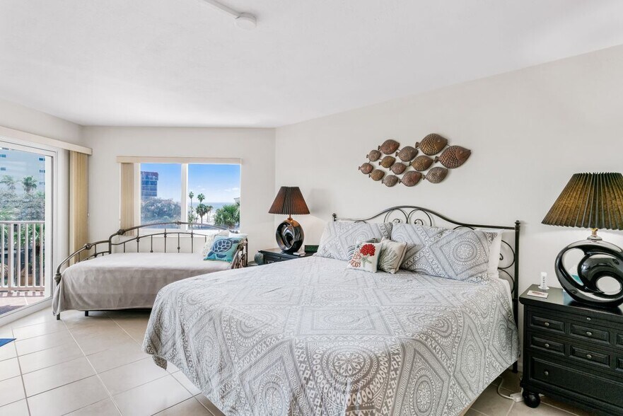 Building Photo - 18400 Gulf Blvd