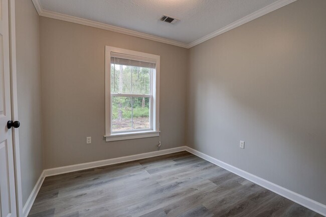 Building Photo - 6602 Co Rd 32