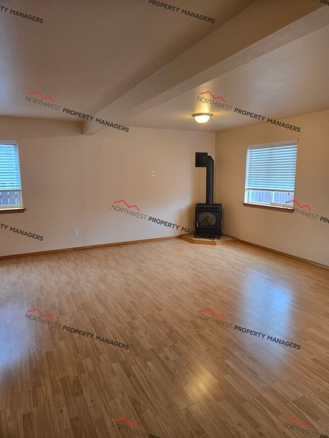 Building Photo - STATUS: AVAILABLE   | R188 | $2495