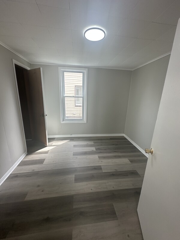 Building Photo - 3155 W 84th St