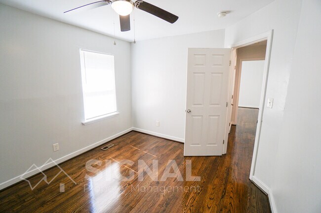 Building Photo - 1209 Lynn Acres Dr