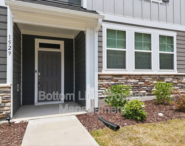 Building Photo - 1529 Foal Run Trl