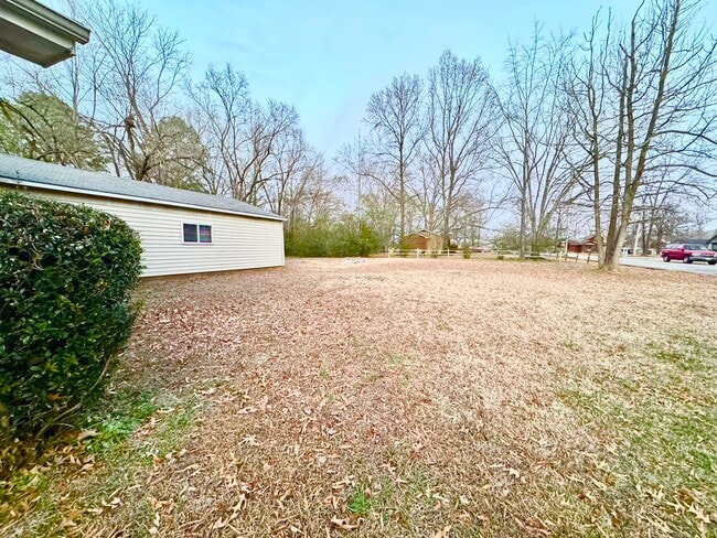 Building Photo - 603 Chestnut Ridge Dr