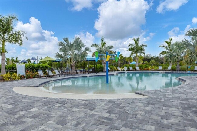 Building Photo - 2617 Star Apple Wy