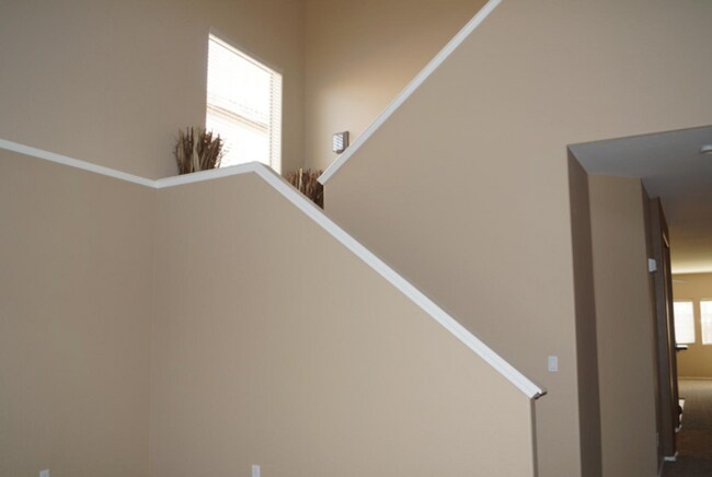 Building Photo - A must-see, amazing 4 Bed 3 Bath, 3 Car Garage, Single Family Home, Community Pool!