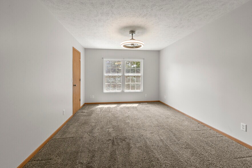 Master Bedroom - 5006 N 107th St