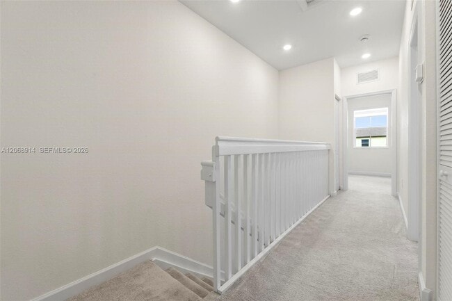 Building Photo - 2634 SE 29th St