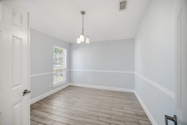 Building Photo - 3116 Creek Bank Ln