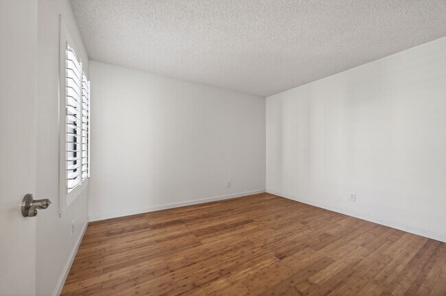 Building Photo - 42063 Village 42
