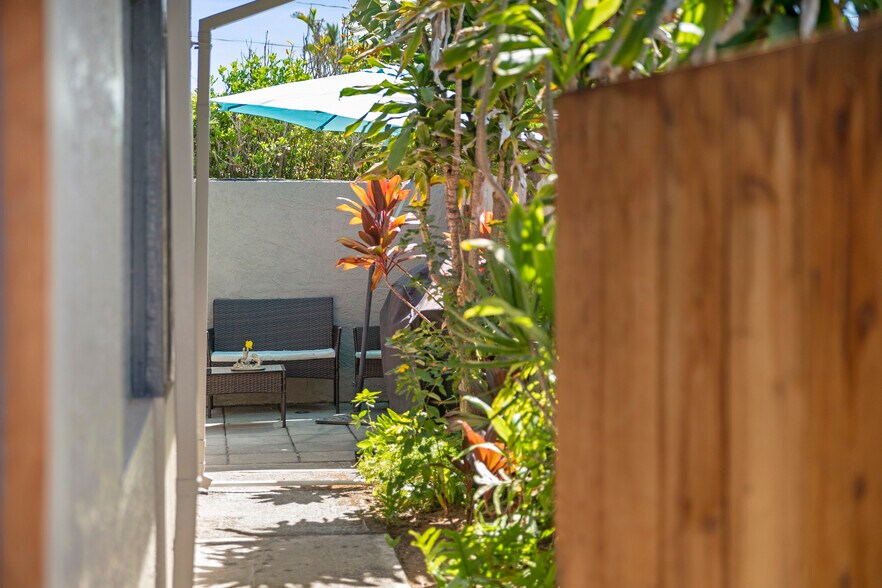 Building Photo - 516A N Kainalu Dr