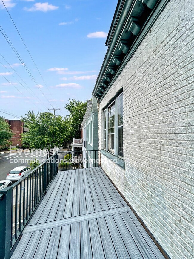 Building Photo - 2709 Floyd Ave