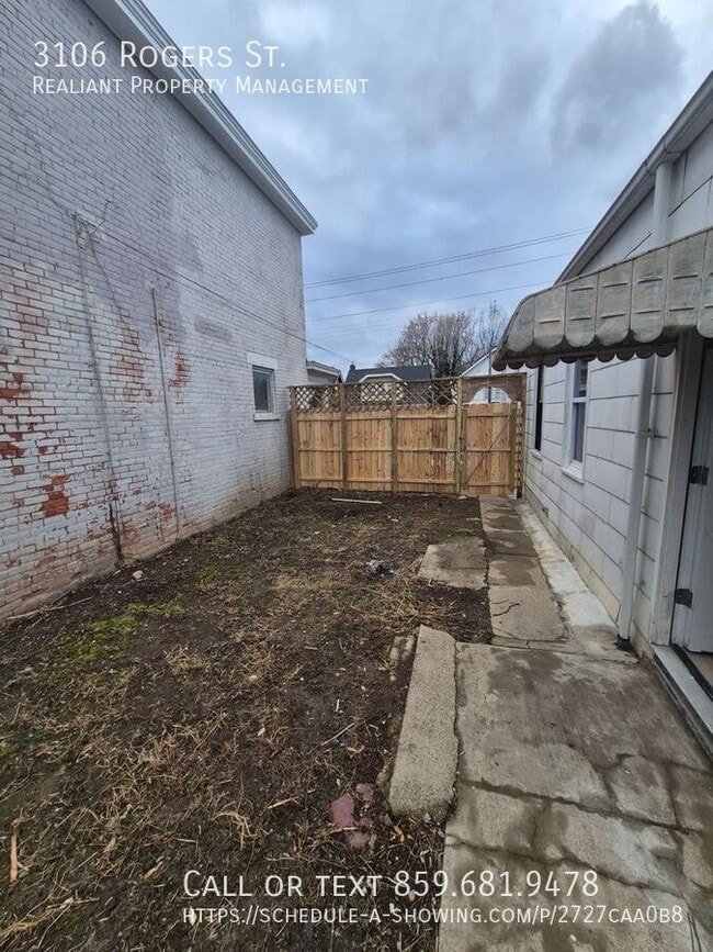 Building Photo - 3106 Rogers St