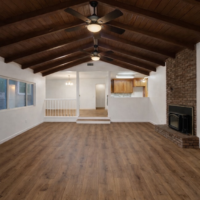 Building Photo - 434 Summerhill Ct