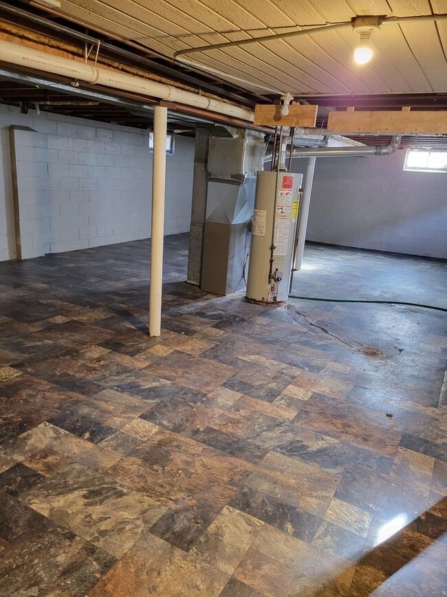 Building Photo - 3 bedroom 1 bath
