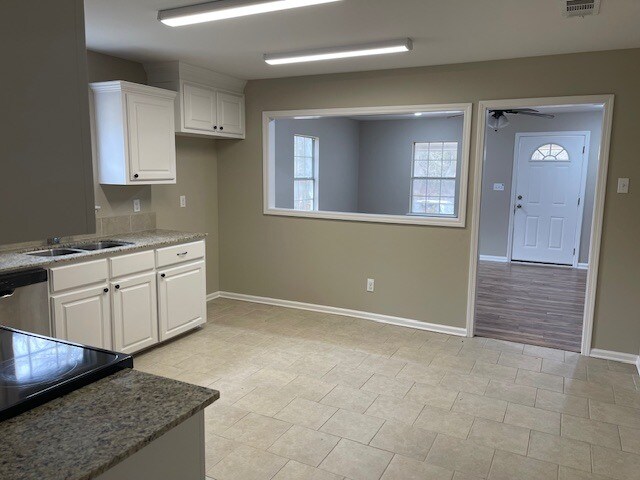 Building Photo - 21477 Scivicque Rd