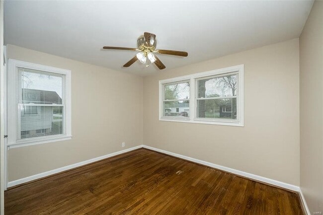 Building Photo - 9906 Calumet Dr