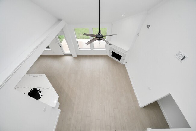 Building Photo - 21214 Lilac Meadows Ln