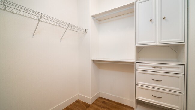 Building Photo - Coming soon - 2Bed/2.5Bath TOWNHOUSE FOR RENT IN MILPITAS - $3,850/mo