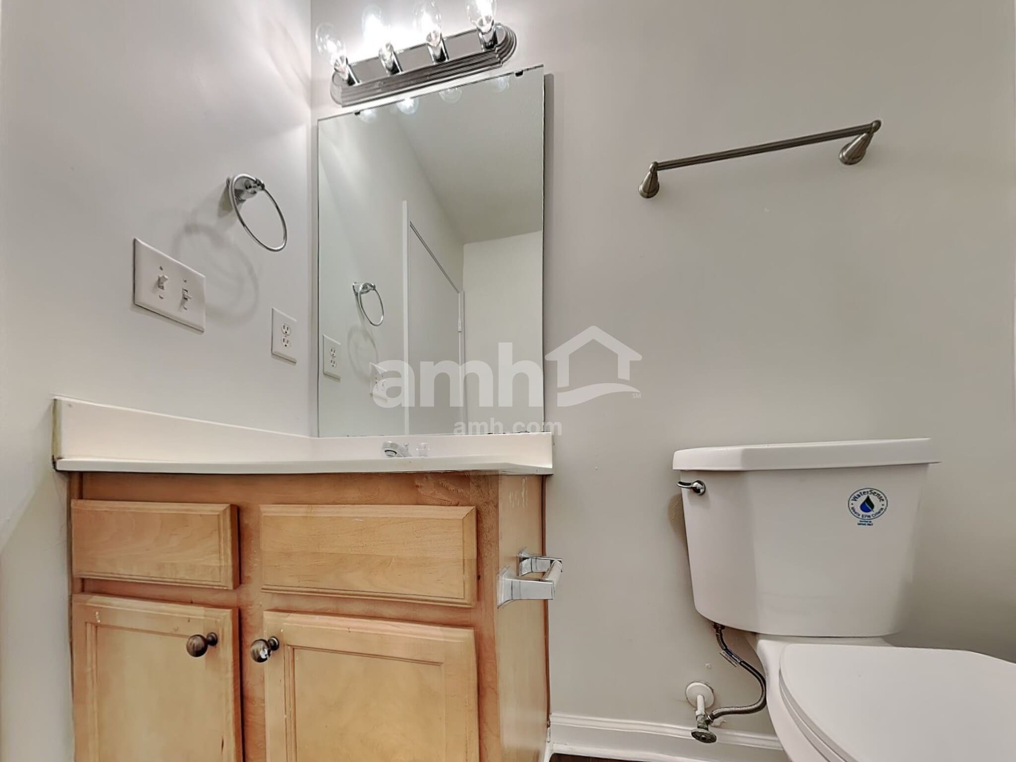 Building Photo - 137 Bellfare Dr