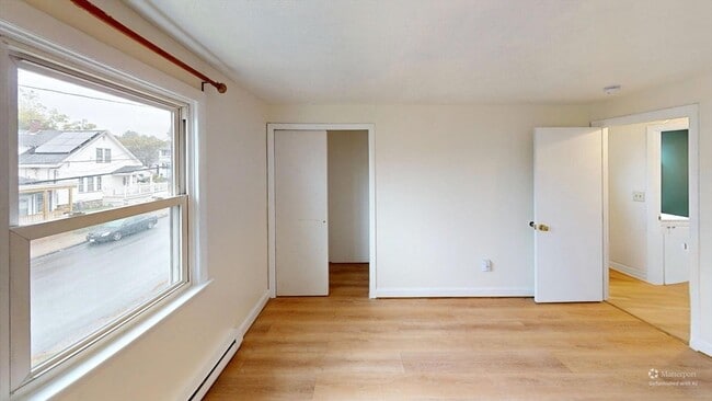 Building Photo - 107 A Chester St