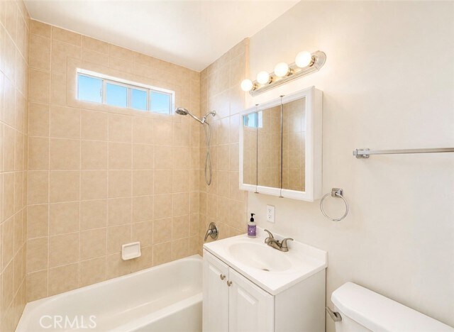 Building Photo - 1372 W 36th St