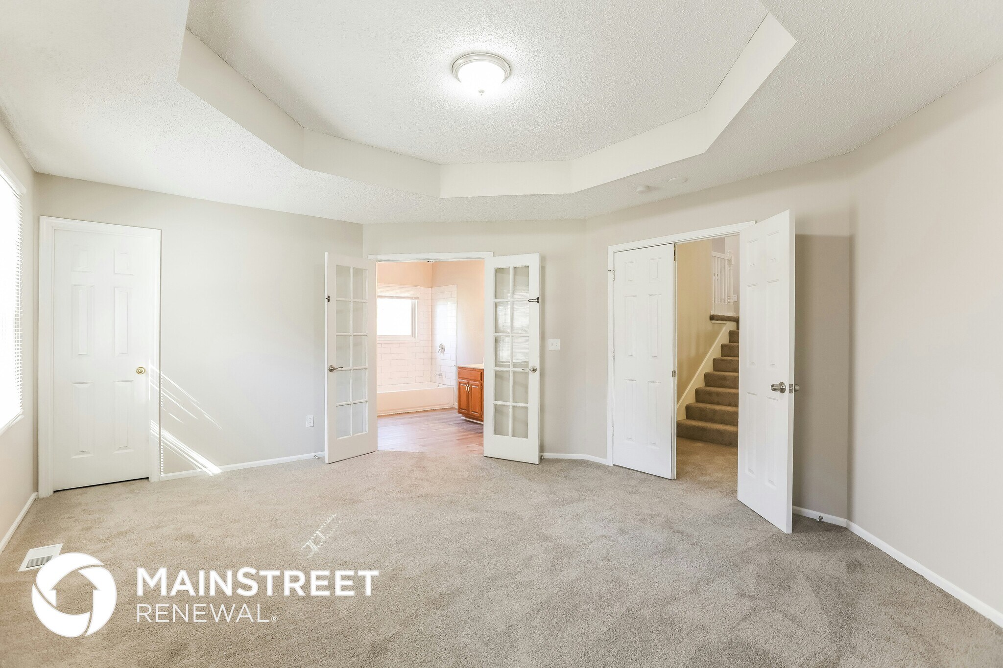 Building Photo - 4520 NE Webster Dr