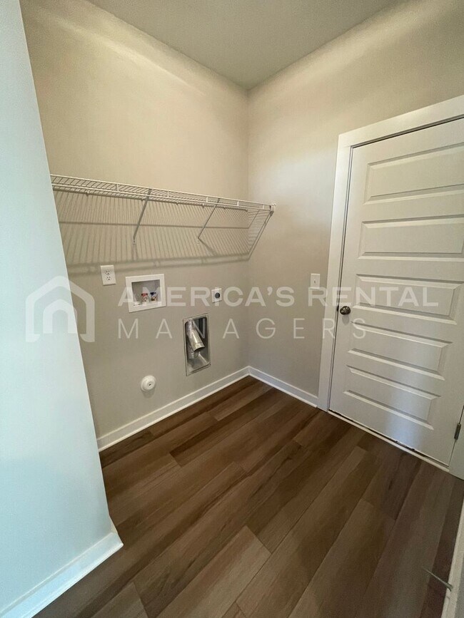 Building Photo - Home for Rent in Cullman, AL!! Available to View Now!!!