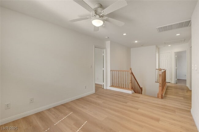 Building Photo - 10808 Wallflower Ave