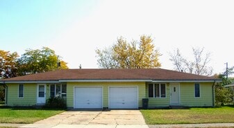 Building Photo - 2921 Northland Dr