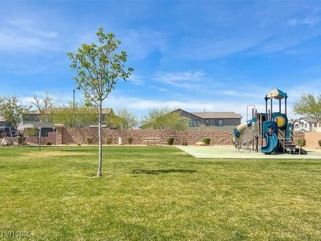 Building Photo - 10925 Jordyn Hill St