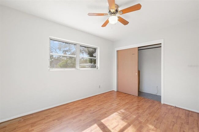 Building Photo - 5107 26th Ave S