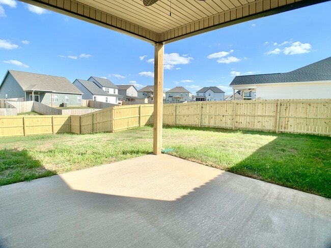 Building Photo - 425 Ayden Ln