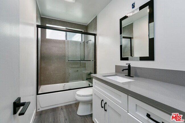 Building Photo - 3622 Keystone Av