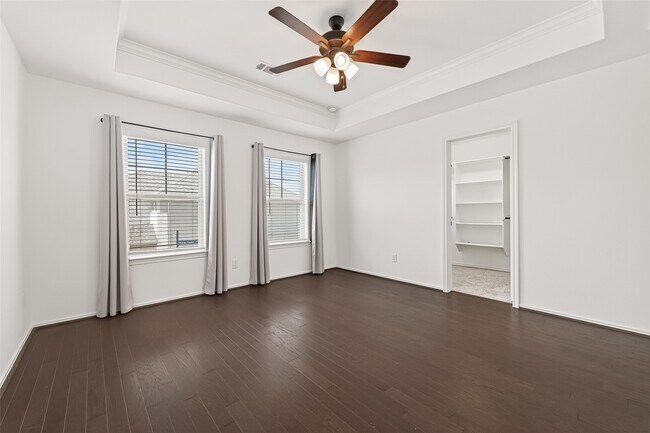 Building Photo - 5122 Emma Forest St