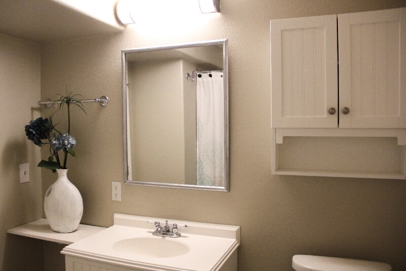 Building Photo - 16499 W 2nd Pl