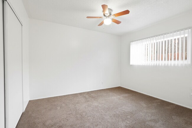Building Photo - 768 Gaviota Ave.