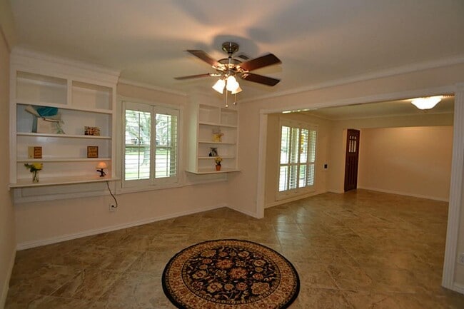 Building Photo - 4911 Wigton Dr