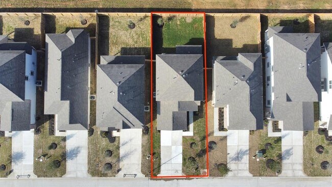 Building Photo - 2260 Raider Dr