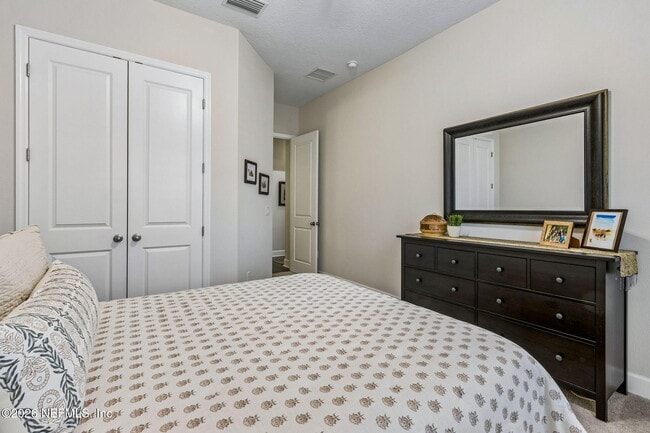 Building Photo - 209 Manor Ln