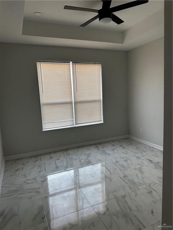 Building Photo - 13 N Crown Ln