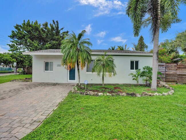 Primary Photo - 601 NE 59th Ct