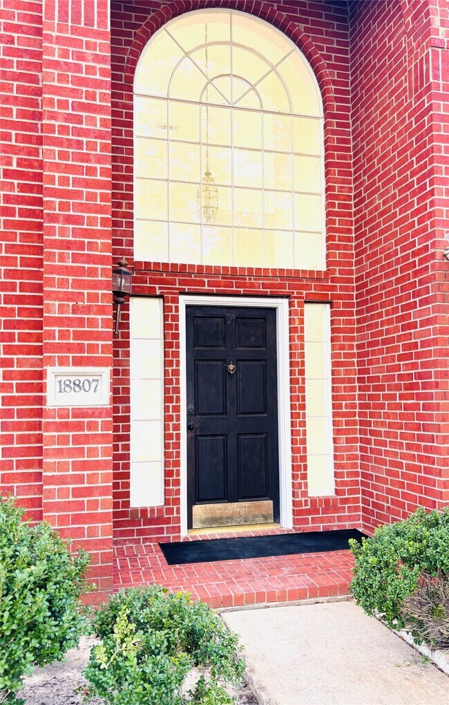 Building Photo - 18807 Forest Deer Rd