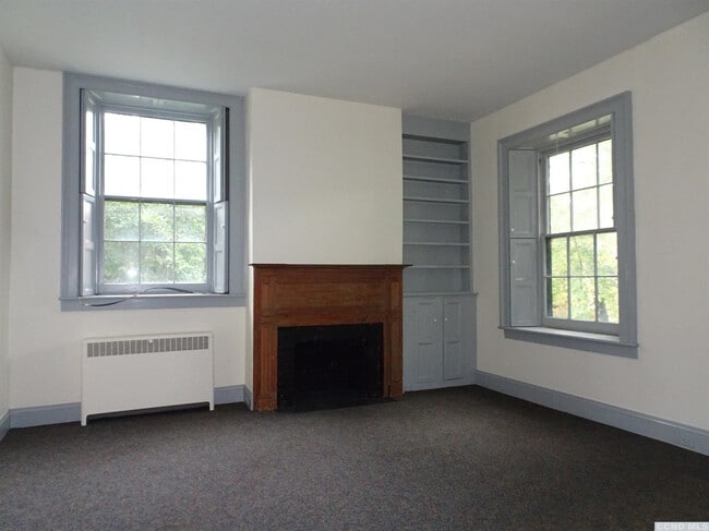 Building Photo - 549 NY-23B