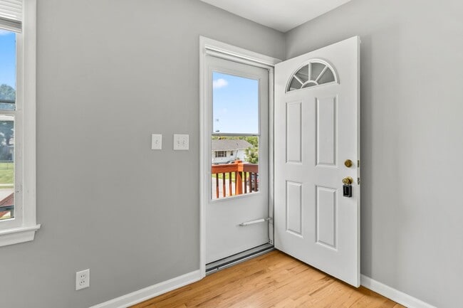 Building Photo - 7215 S 41st Ave