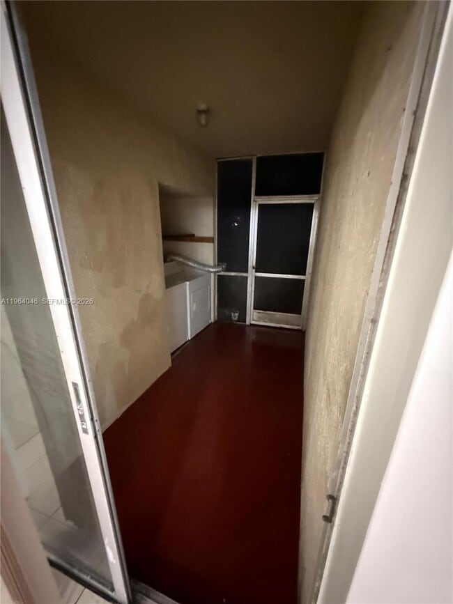 Building Photo - 11101 Royal Palm Blvd