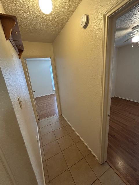 Building Photo - 16133 Stoneham Cir