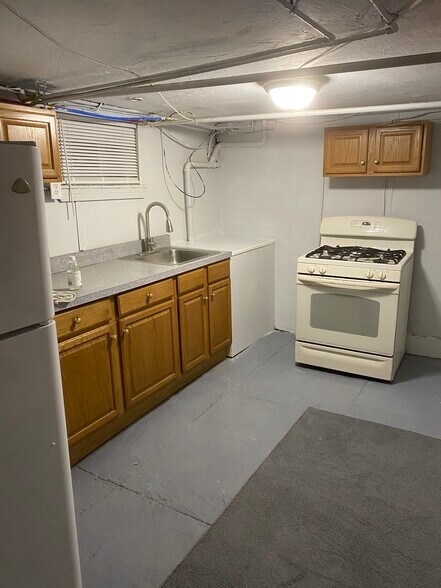 Building Photo - 1720 N 62nd St