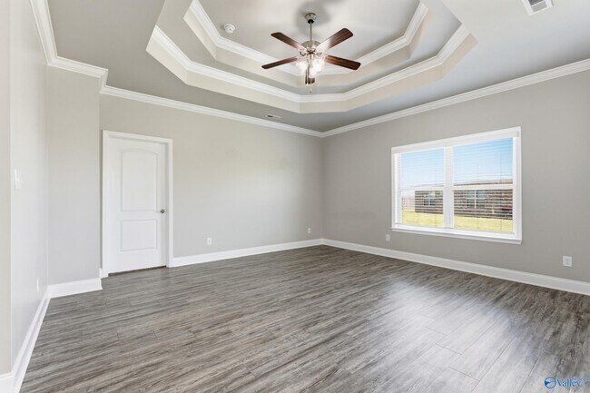 Building Photo - 121 Balboa Rd