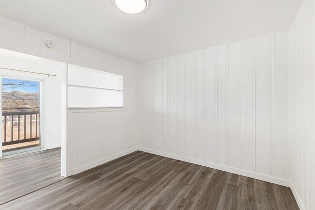 Building Photo - Large 4 bed 4 bath Home in Golden!