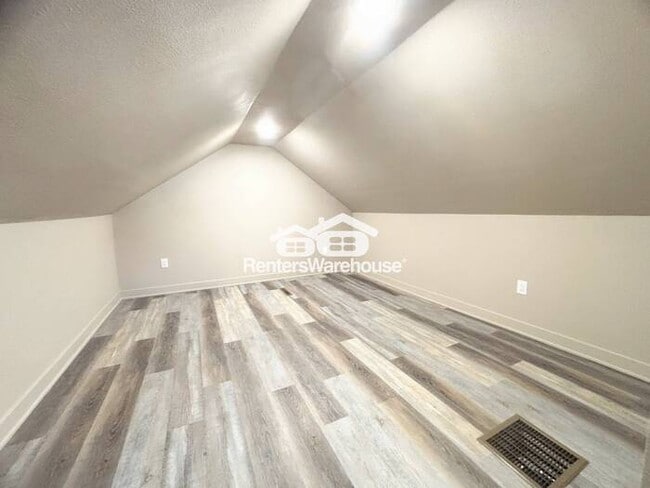 Building Photo - Adorable 2 bedroom House for Rent